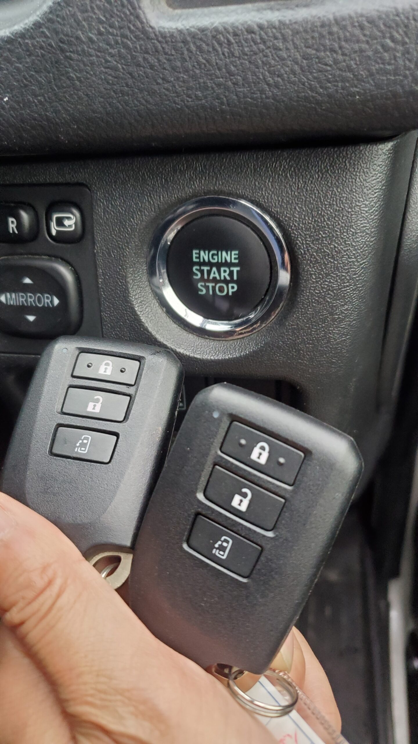 トヨタ　ハイエースワゴン　スマートキー TOYOTA 200系 5型 ハイエースワゴン スマートキー追加登録作業